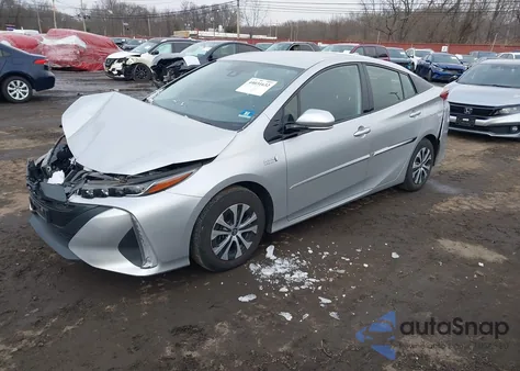 2020 Toyota Prius Prime Le z USA, uszkodzony, nr VIN JTDKARFP8L3140640